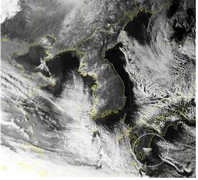 2011년 1월 26일 일본 신모에다케 화산분화 시 천리안 위성영상자료