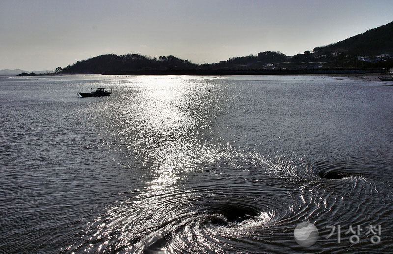 기상청 블랙홀(바다)