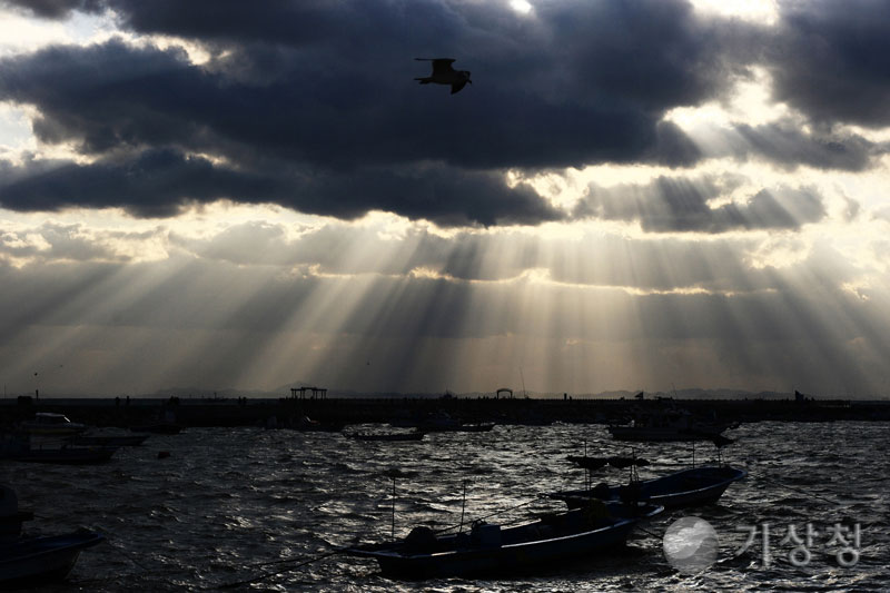 기상청 날씨(빛내림 현상)