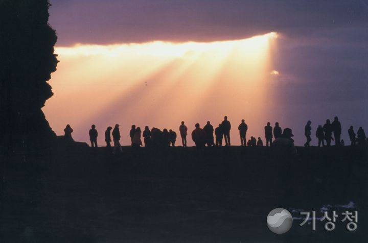 기상청 관천망기